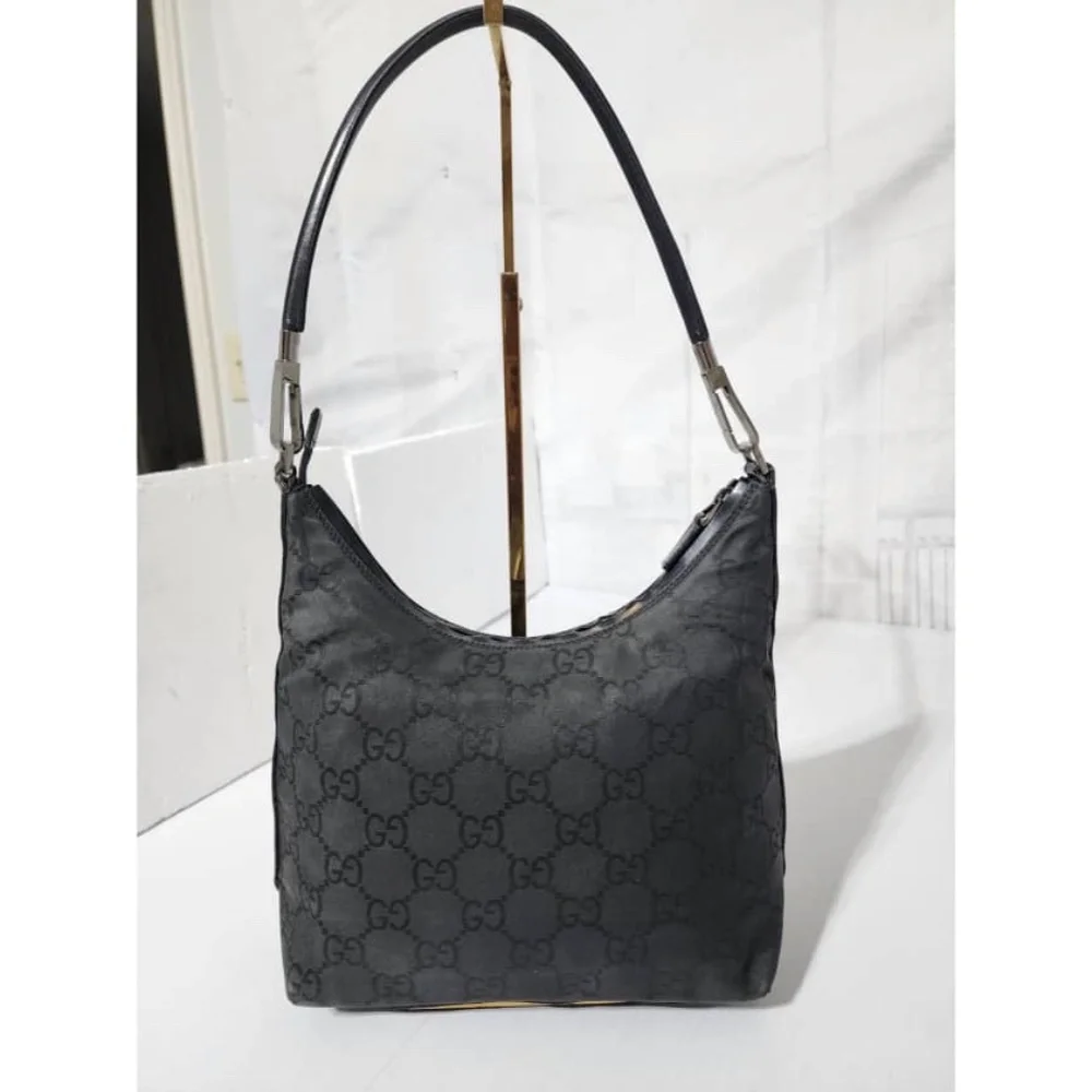 Authentic Gucci Vintage GG Nylon Hobo Shoulder Bag Black